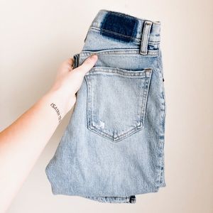 Abercrombie and Fitch 90s Ultra High rise straight jean